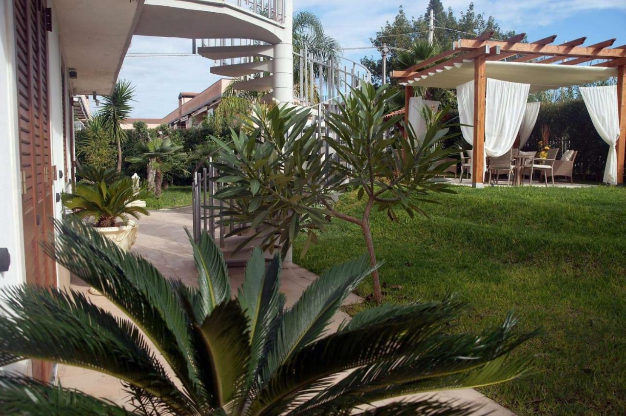 Villa Grazia Fondachello  Exterior photo