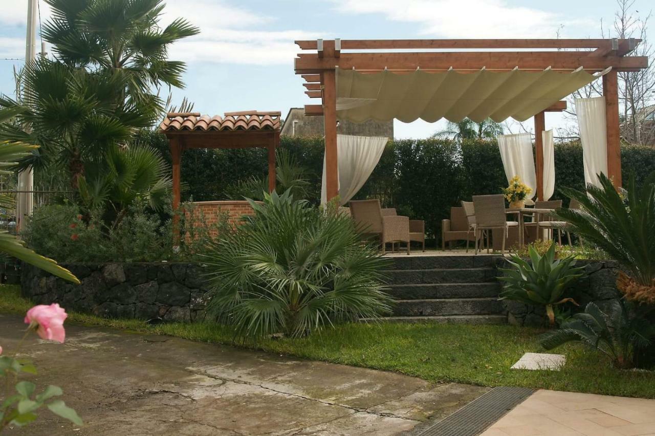 Villa Grazia Fondachello  Exterior photo